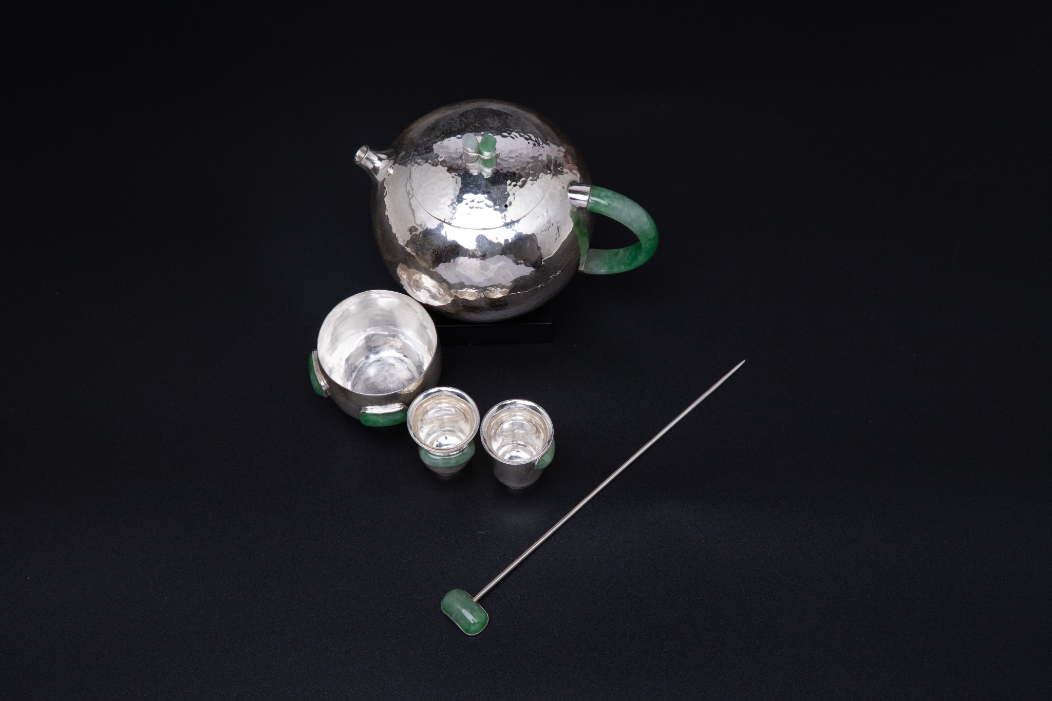 Final silver and jade tea service
